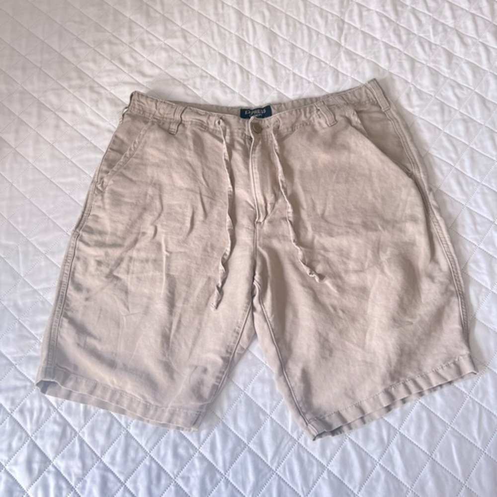 Mens Express Khaki Shorts